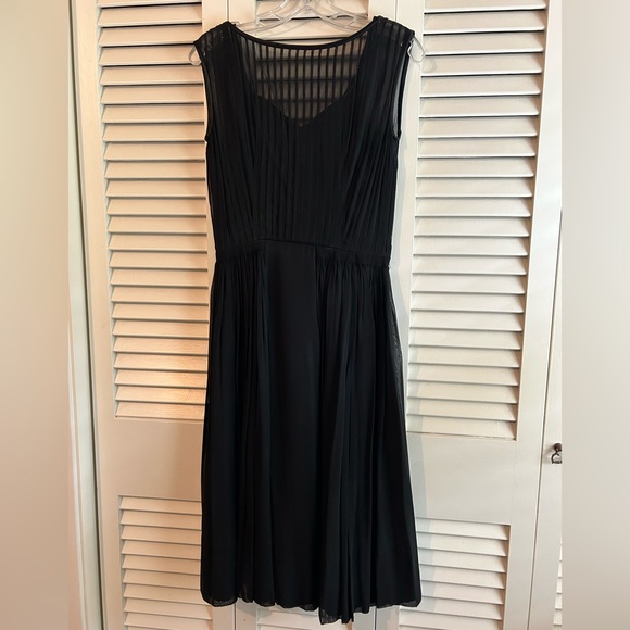 Vintage little black dress, size small. - Picture 5 of 5